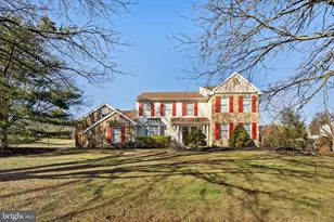 2220 Locust Dr, Lansdale, PA 19446 - Photo 4