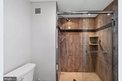 1001 City Avenue #WB-914, Wynnewood, PA 19096 - Photo 16