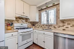 245 Cherry Ln, Lansdale, PA 19446 - Photo 8