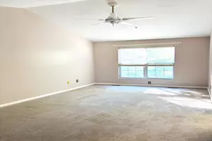 9 Essex Ct, Eagleville, PA 19403 - Photo 16