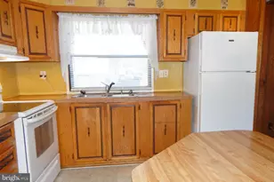 549 Springhouse Ct, North Wales, PA 19454 - Photo 4