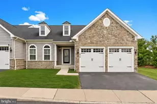 870 Reynards Run, Blue Bell, PA 19422 - Photo 1