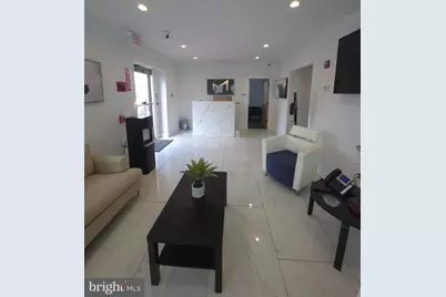 1300 E Mermaid Lane #A, Glenside, PA 19038 - Photo 2