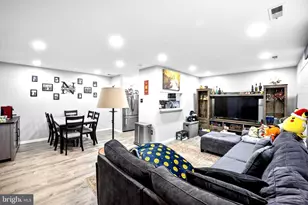 56 Dogwood Ln, Horsham, PA 19044 - Photo 2