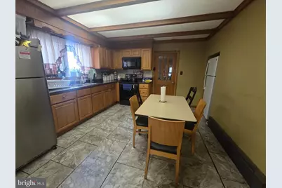 931 W Marshall Street, Norristown, PA 19401 - Photo 6