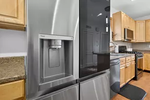 7405 Cedar Ln, Elkins Park, PA 19027 - Photo 16