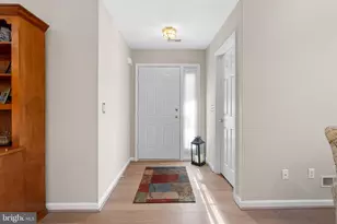 124 Hollybush Cir, Souderton, PA 18964 - Photo 4