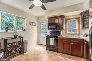 1585 Edgewood Ave, Abington, PA 19001 - Photo 12