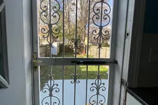 140 Walnut Ave, Ardmore, PA 19003 - Photo 10