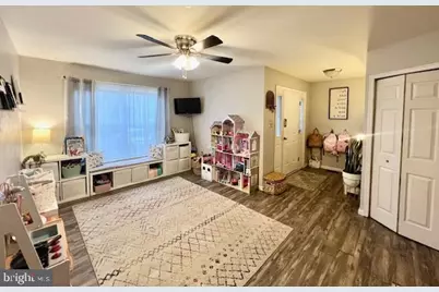 180 Deer Run Court, Royersford, PA 19468 - Photo 6