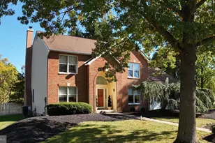 2801 Denbeigh Dr, Hatfield, PA 19440 - Photo 2