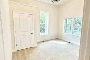 151 N York St, Pottstown, PA 19464 - Photo 16