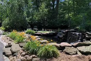 400 Highview Dr, Wayne, PA 19087 - Photo 2