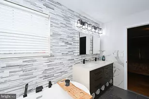 340 Vanderbilt Ln, Harleysville, PA 19438 - Photo 24