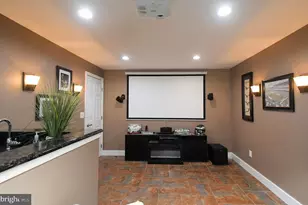 340 Vanderbilt Ln, Harleysville, PA 19438 - Photo 40