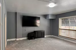 27 N Hanover St, Pottstown, PA 19464 - Photo 6