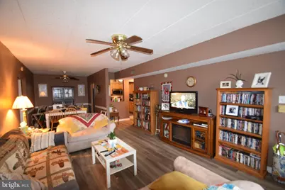 176 Riversedge, Norristown, PA 19403 - Photo 4