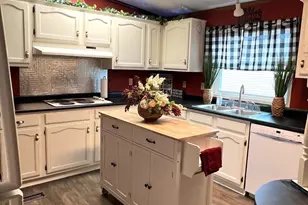 764 Aspen Cir, Red Hill, PA 18076 - Photo 16