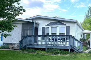 764 Aspen Cir, Red Hill, PA 18076 - Photo 1