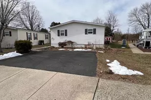 764 Aspen Cir, Red Hill, PA 18076 - Photo 8