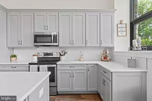 29 E 1st Ave, Trappe, PA 19426 - Photo 2