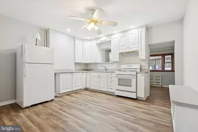 218 Bullock Street, Conshohocken, PA 19428 - Photo 4