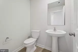 19 E Front St, Bridgeport, PA 19405 - Photo 4