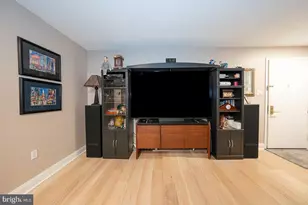 1637 Oakwood Dr, Penn Valley, PA 19072 - Photo 12