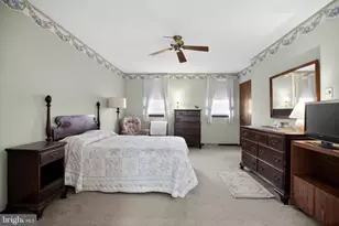 2306 Carol Ln, Norristown, PA 19401 - Photo 22