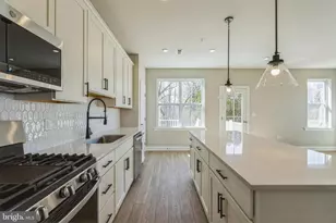 1 Ironwood Dr, Royersford, PA 19468 - Photo 1