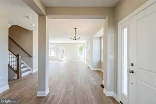 1 Ironwood Dr, Royersford, PA 19468 - Photo 2