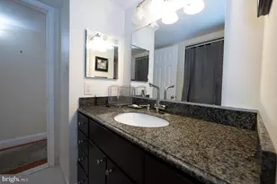 20925 Valley Forge Cir, King of Prussia, PA 19406 - Photo 18