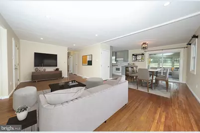 437 Meadowcroft Road, Wayne, PA 19087 - Photo 2