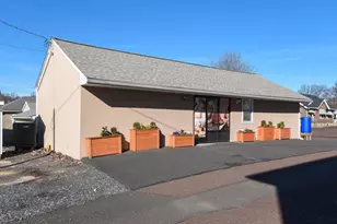 17-19 N Second St, Souderton, PA 18964 - Photo 1