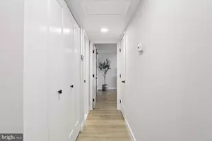 21033 Valley Forge Cir, King of Prussia, PA 19406 - Photo 32