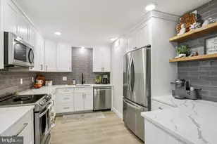 21033 Valley Forge Cir, King of Prussia, PA 19406 - Photo 12