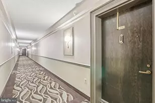 21033 Valley Forge Cir, King of Prussia, PA 19406 - Photo 4