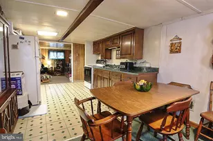 1406 N State St, Pottstown, PA 19464 - Photo 2