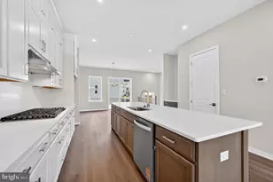 110 Lizabetta Ln, King of Prussia, PA 19406 - Photo 4