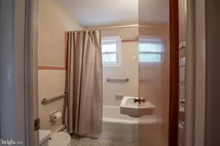 1435 Walnut St, Norristown, PA 19401 - Photo 30