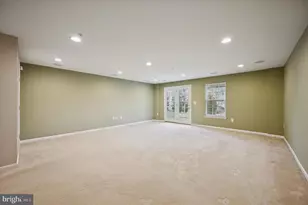 907 Susan Cir, North Wales, PA 19454 - Photo 6