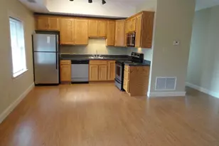 101 King St, Pottstown, PA 19464 - Photo 4