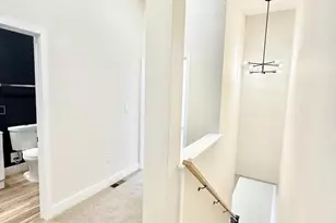 151 N York St, Pottstown, PA 19464 - Photo 12