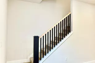 151 N York St, Pottstown, PA 19464 - Photo 4