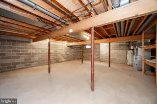 105 Bartlett Dr, North Wales, PA 19454 - Photo 32