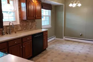 13 Heatherwood Hill, Norristown, PA 19403 - Photo 6