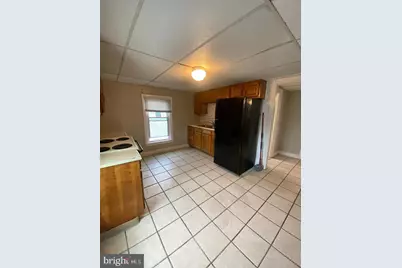 64 S Evans Street #3, Pottstown, PA 19464 - Photo 4