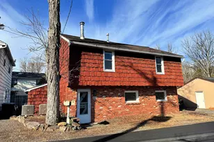 1015A Magazine Rd, Green Lane, PA 18054 - Photo 2