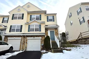 347 Glenn Rose Cir, King of Prussia, PA 19406 - Photo 2