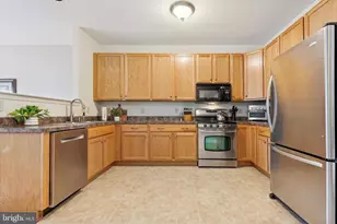 1070 Rosemont Terrace, Pennsburg, PA 18073 - Photo 4